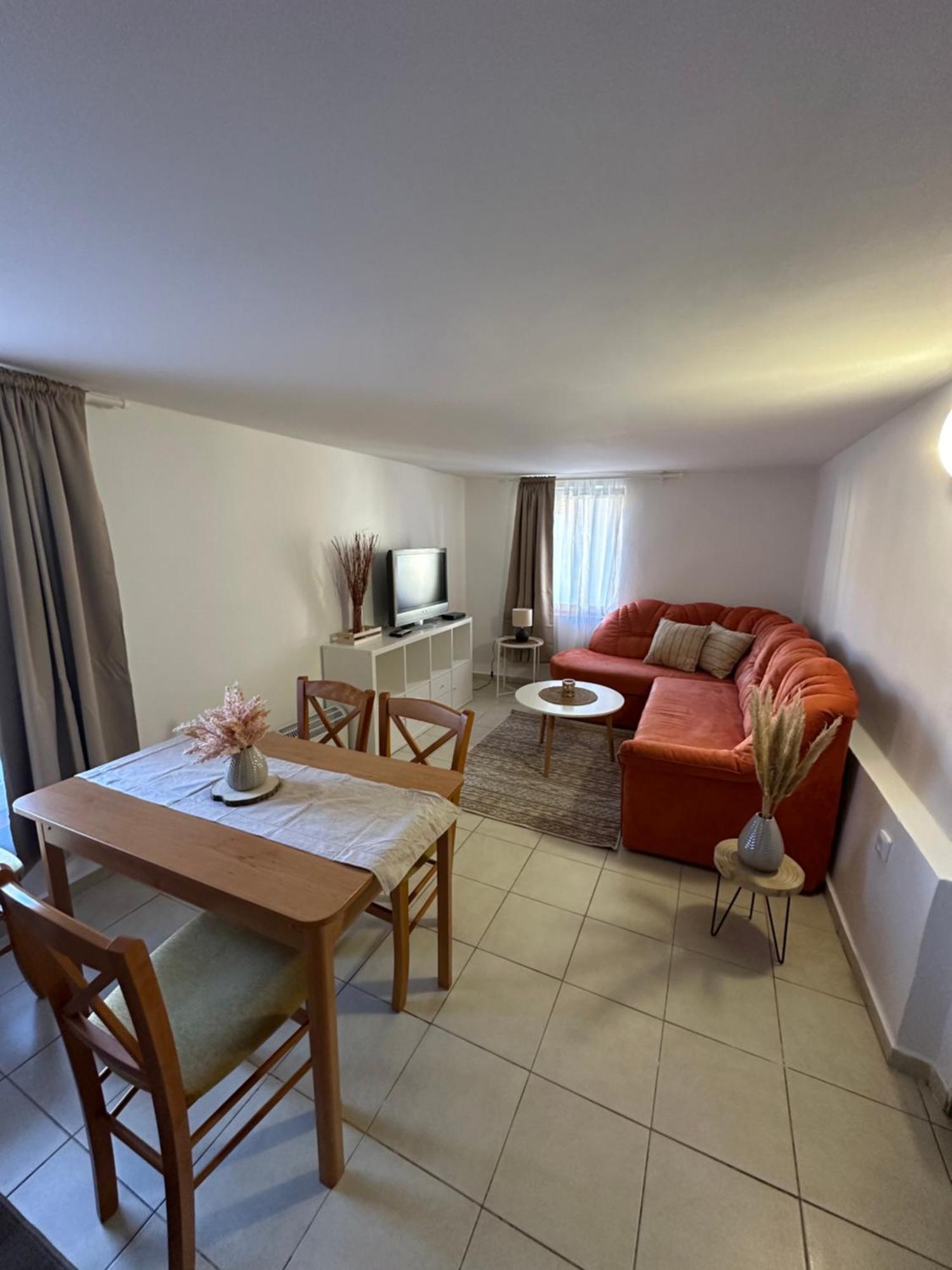 Apartment Dehtare Kültér fotó